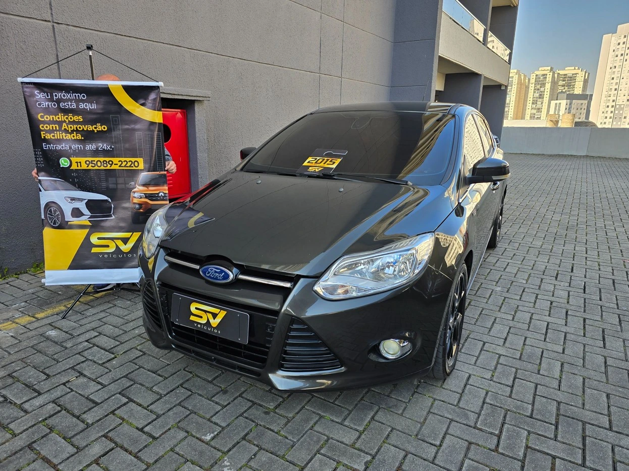 FORD FOCUS