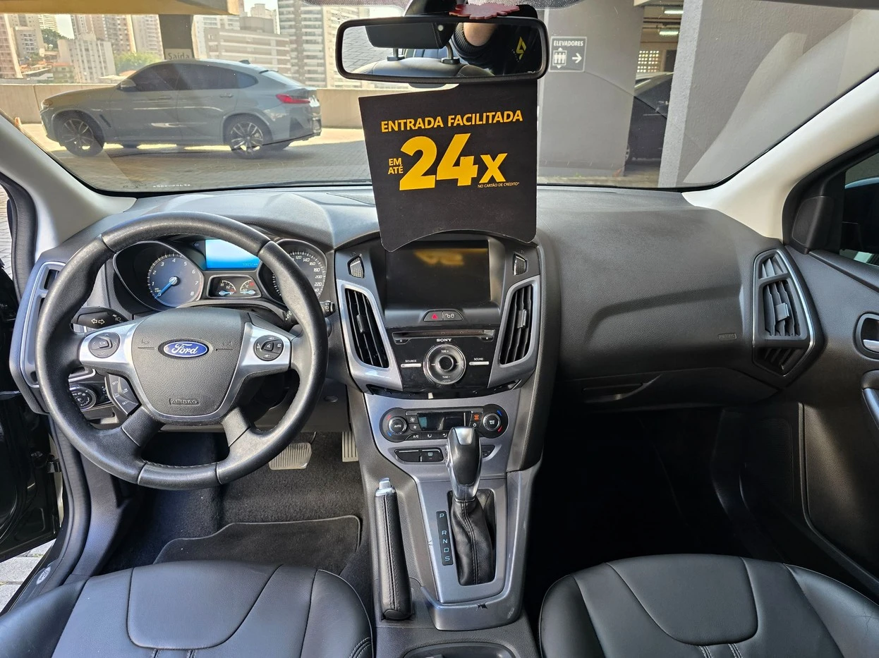 FORD FOCUS