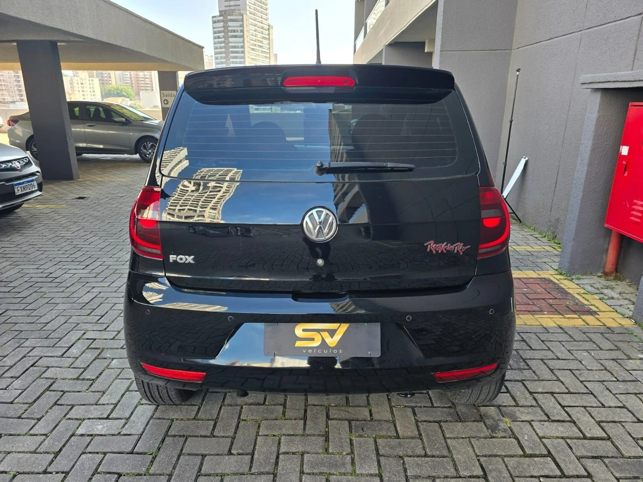 VOLKSWAGEN FOX