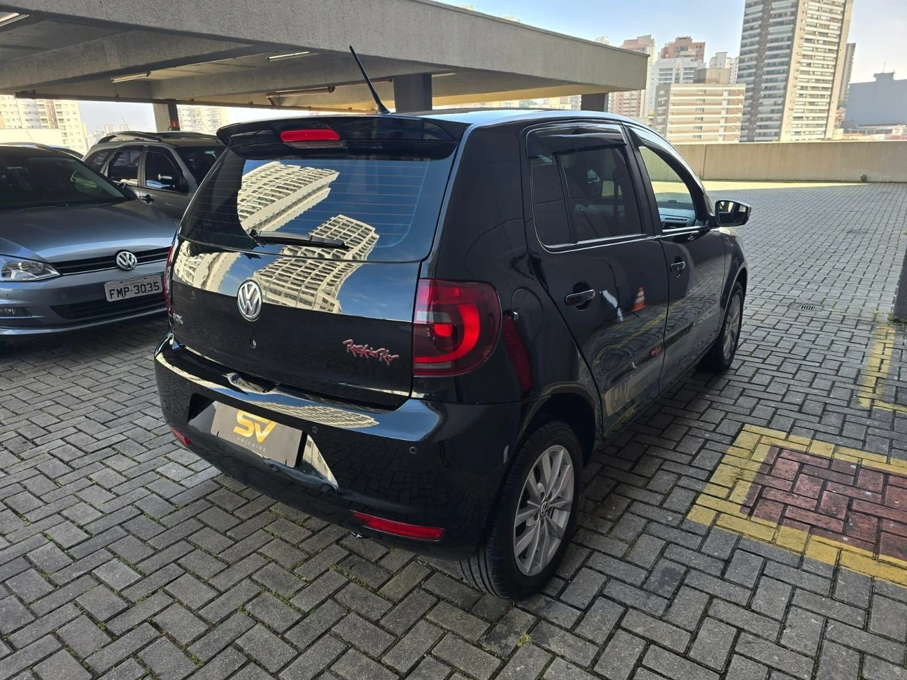 VOLKSWAGEN FOX