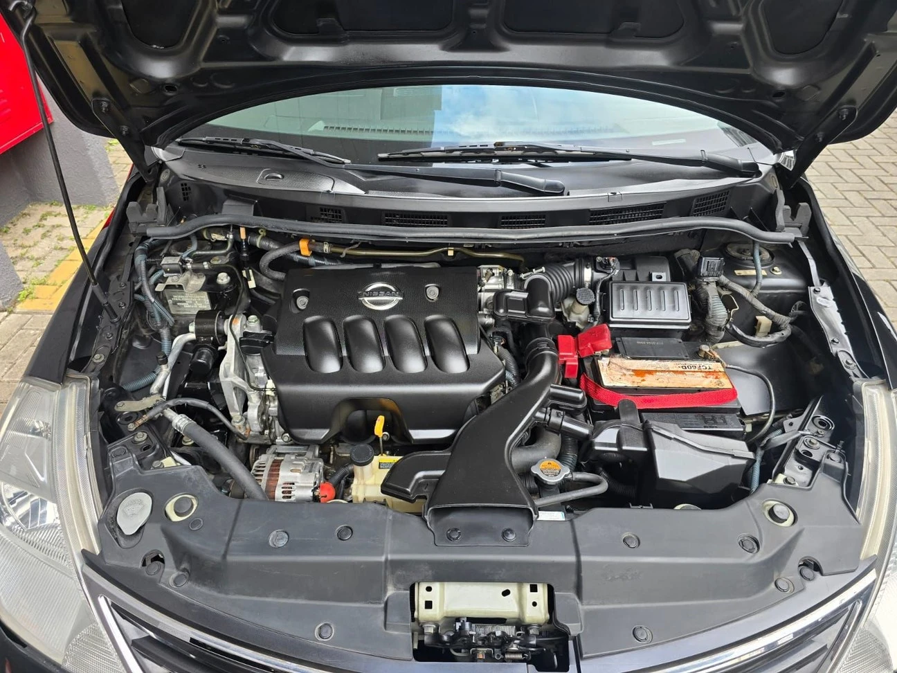 NISSAN TIIDA