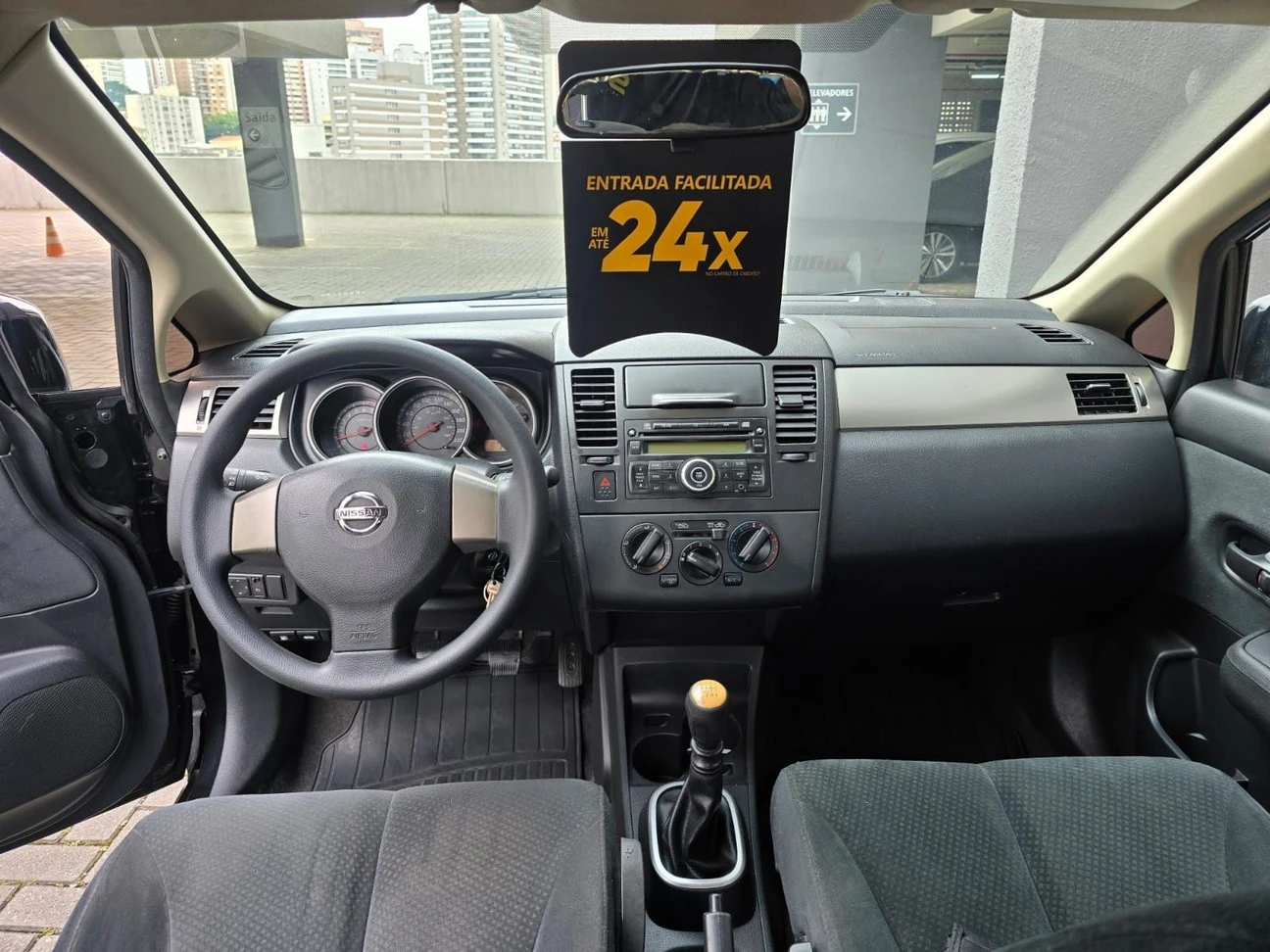 NISSAN TIIDA