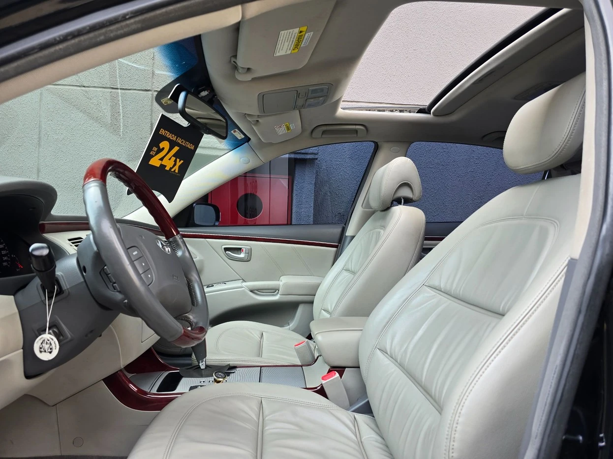 HYUNDAI AZERA