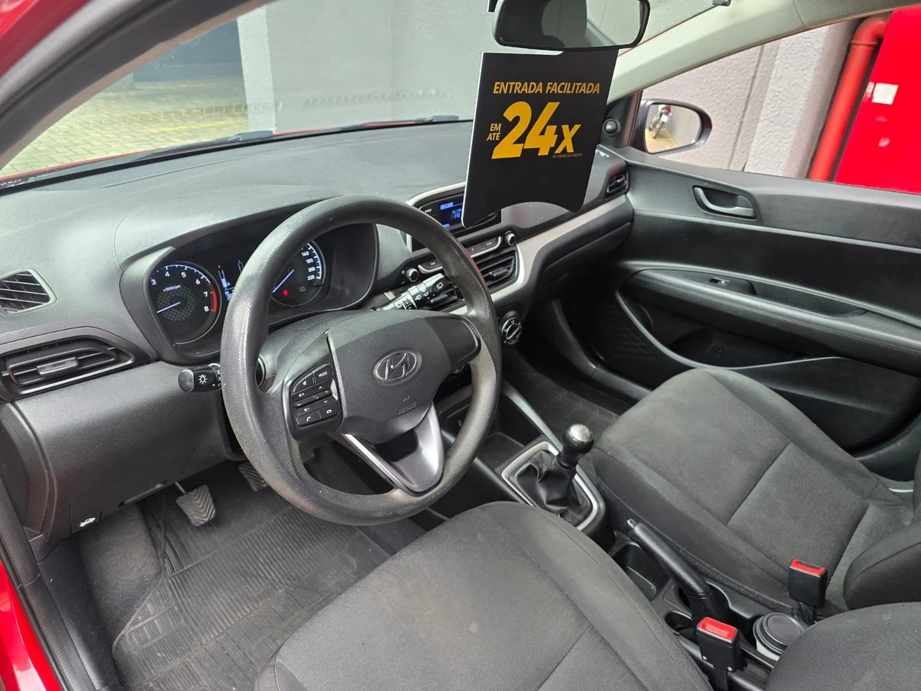 HYUNDAI HB20