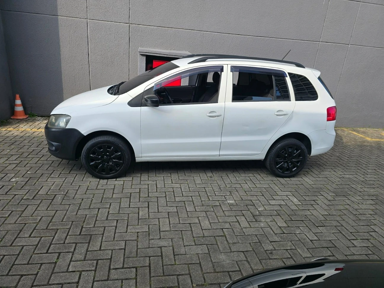 VOLKSWAGEN SPACEFOX