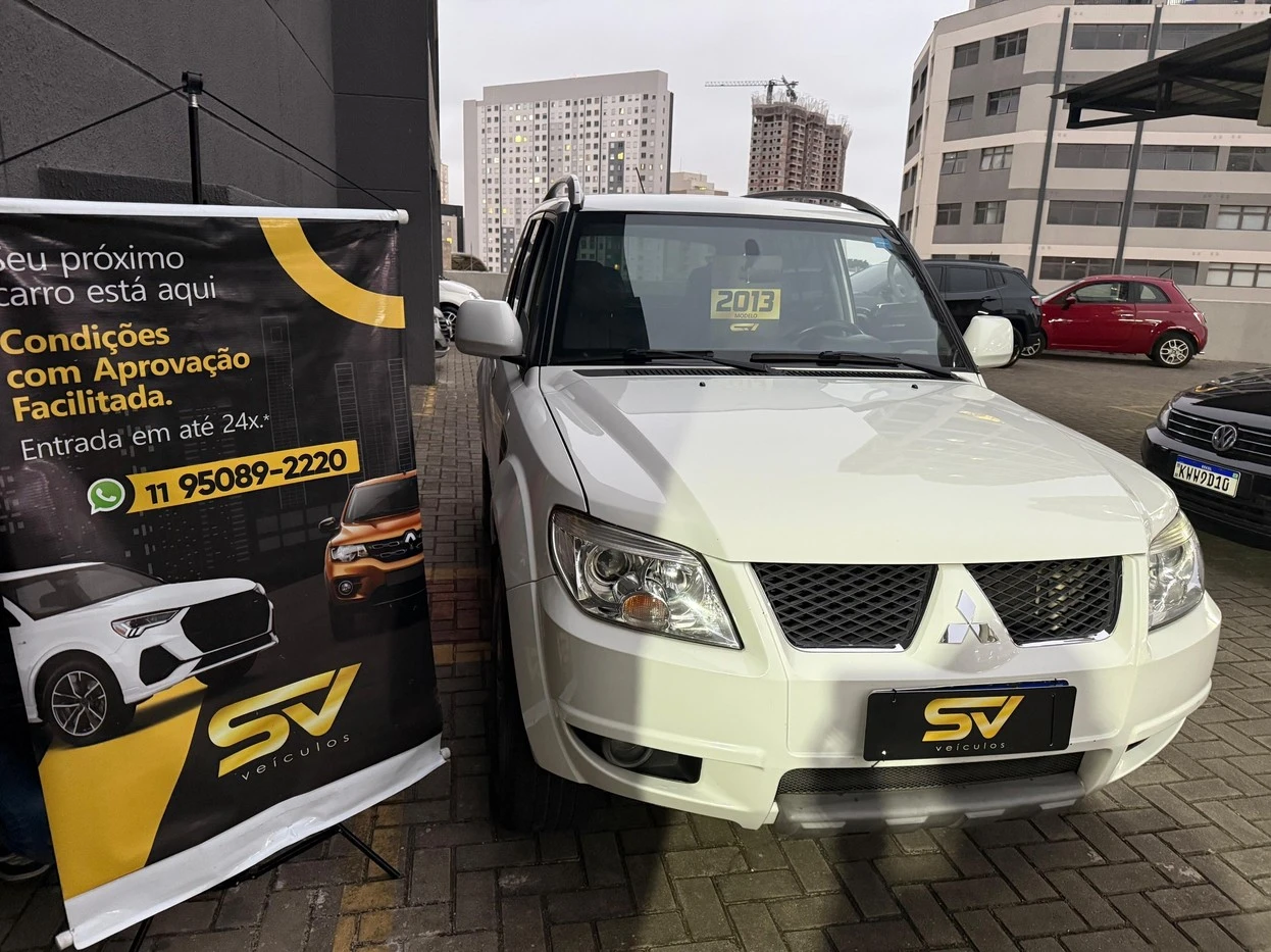 MITSUBISHI PAJERO TR4