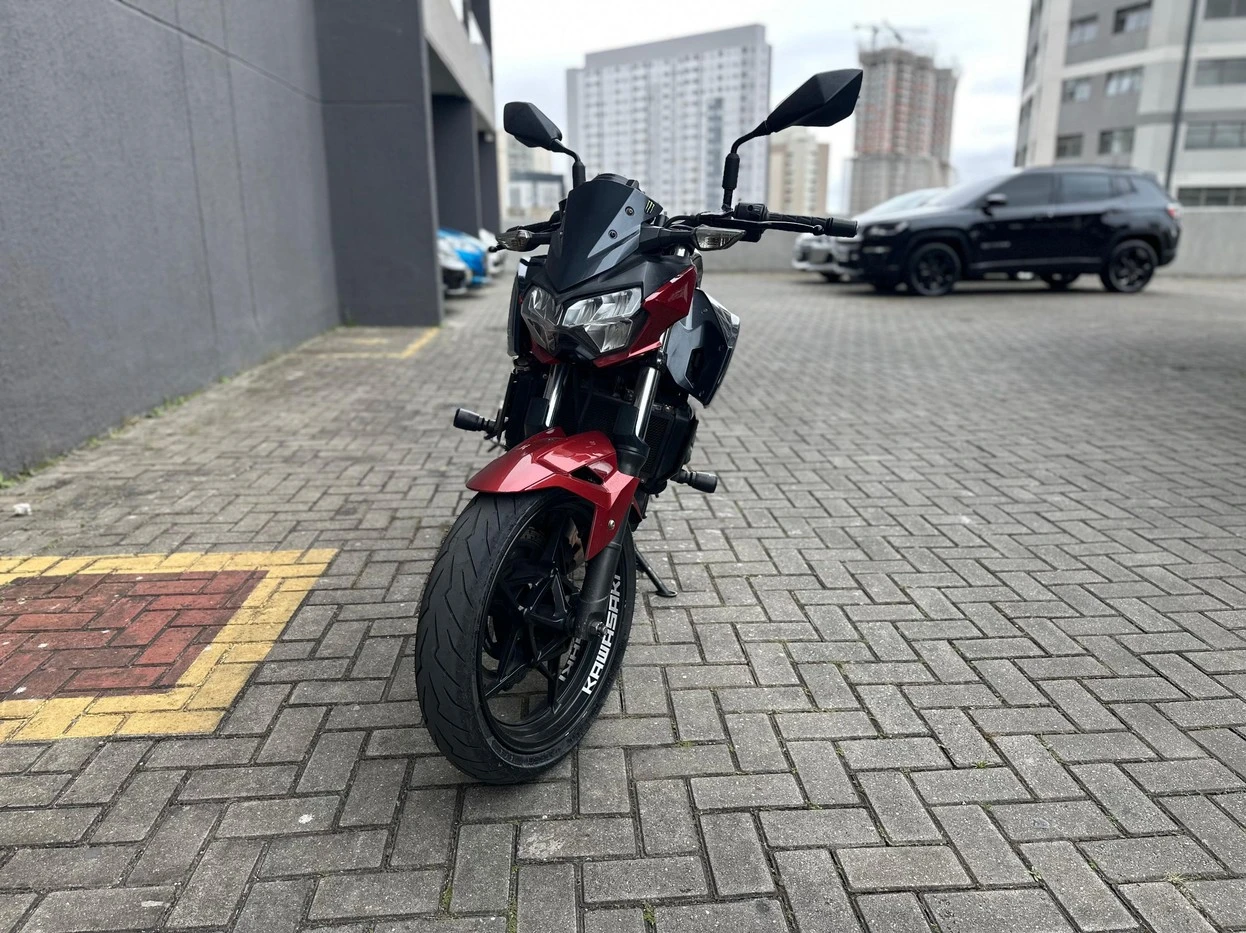 KAWASAKI Z400