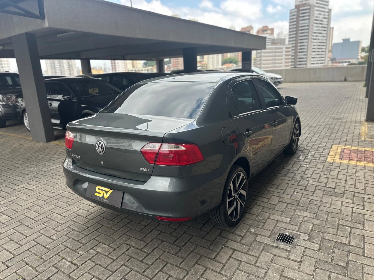 VOLKSWAGEN VOYAGE