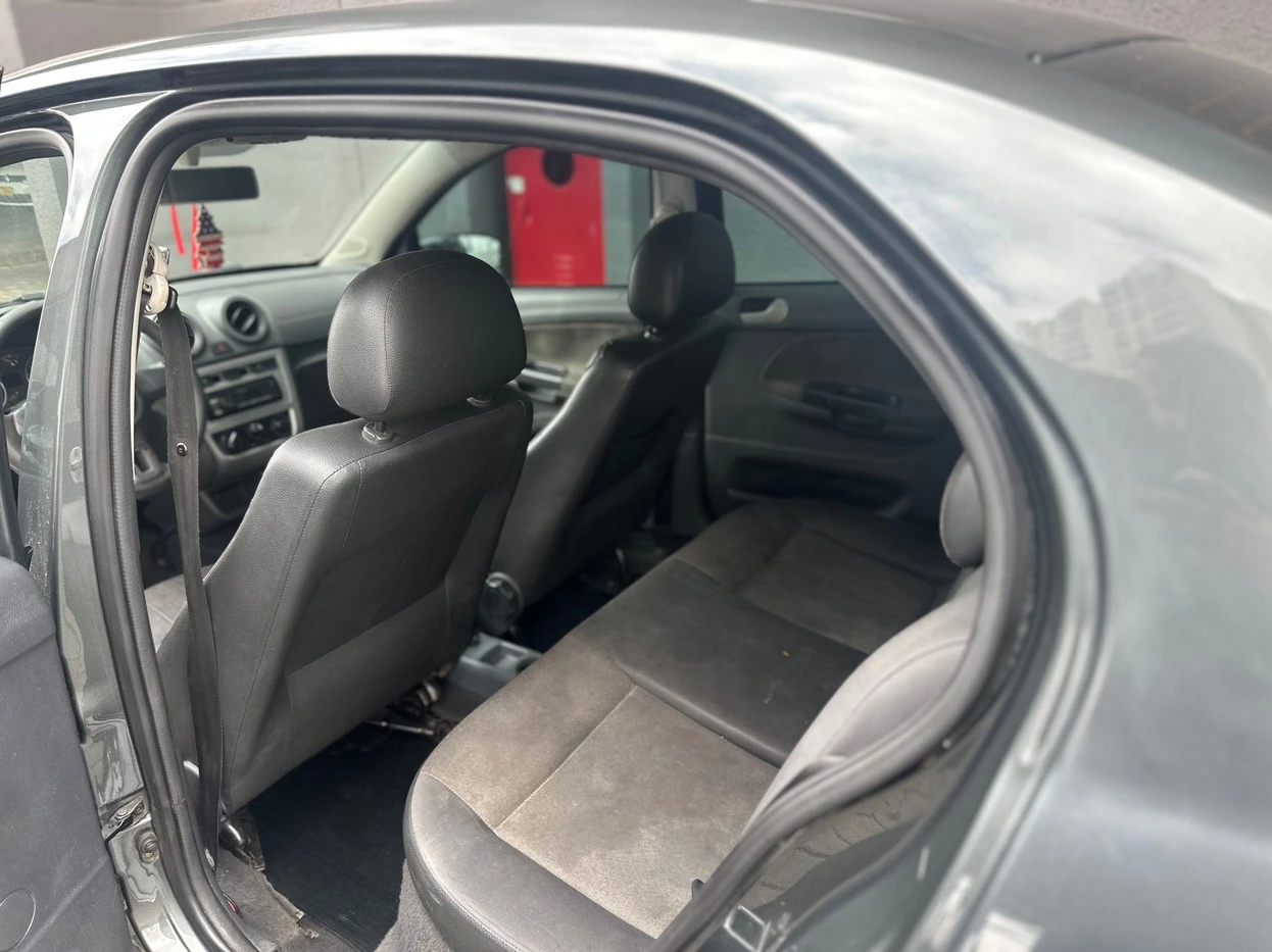 VOLKSWAGEN VOYAGE