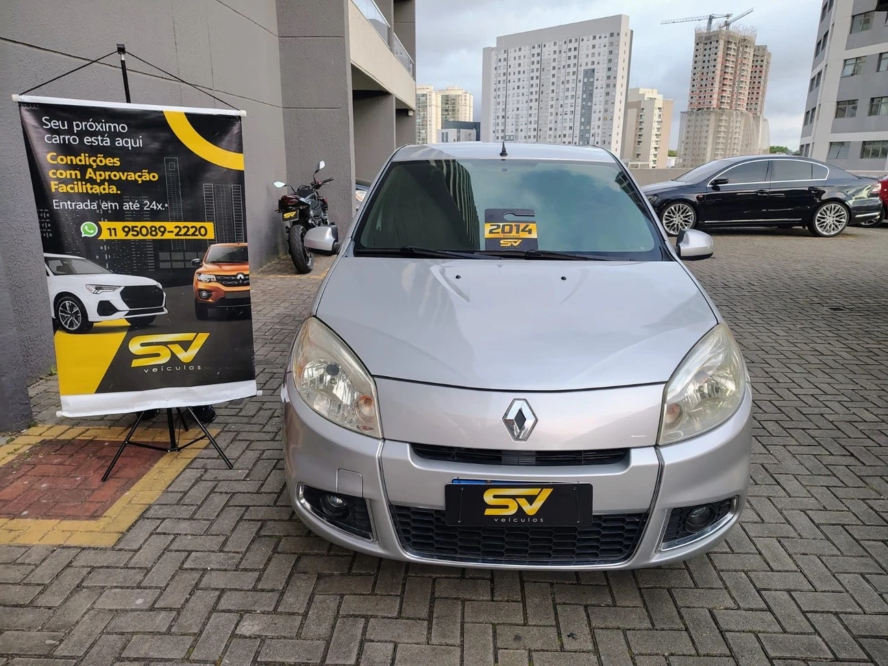 RENAULT SANDERO