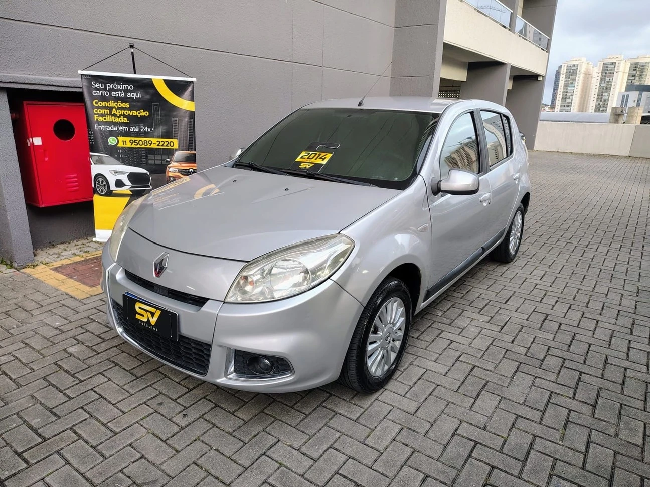 RENAULT SANDERO