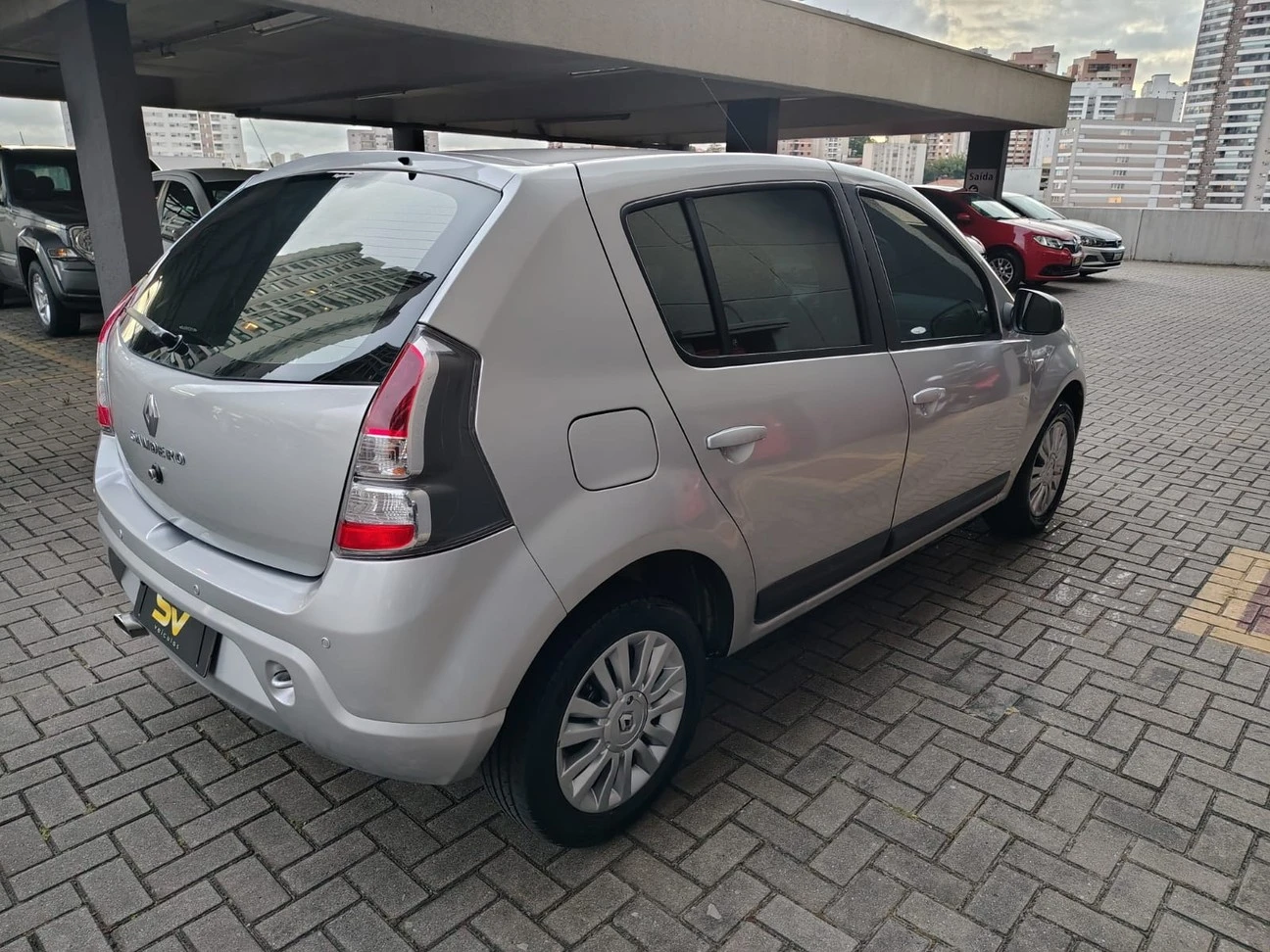 RENAULT SANDERO