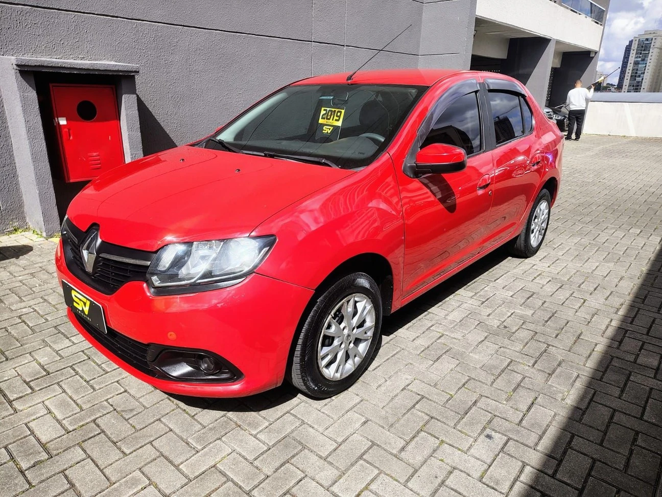 RENAULT LOGAN