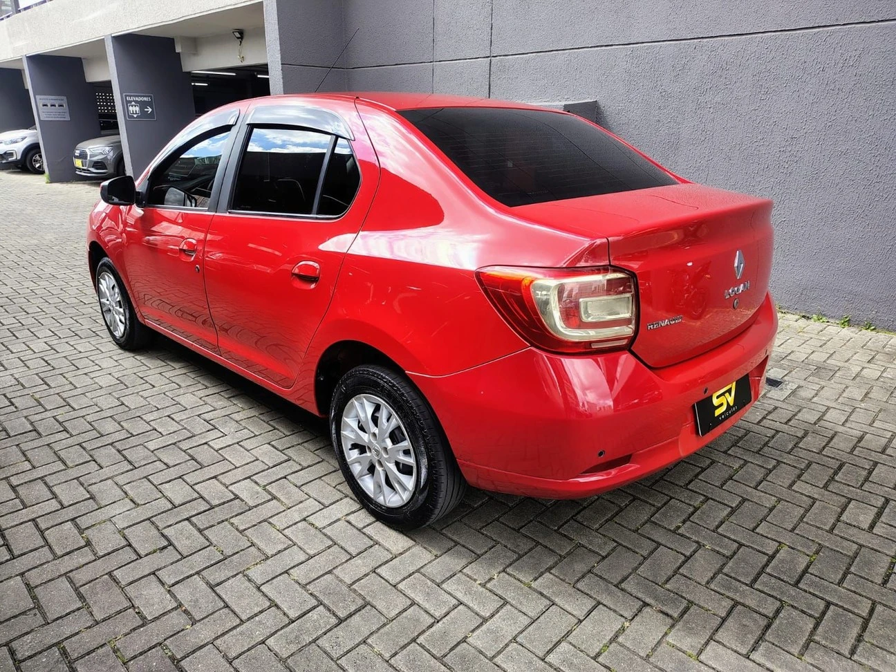 RENAULT LOGAN