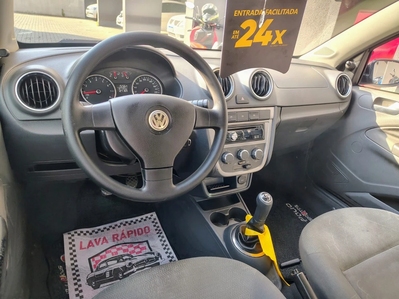 VOLKSWAGEN VOYAGE