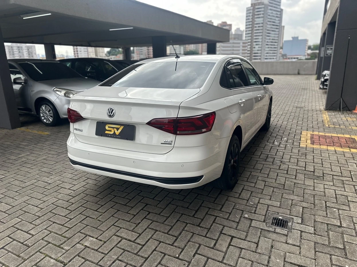VOLKSWAGEN VIRTUS