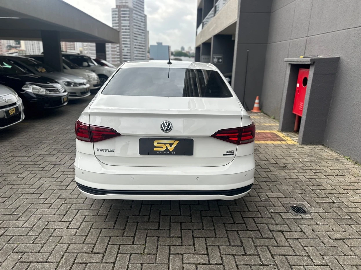 VOLKSWAGEN VIRTUS