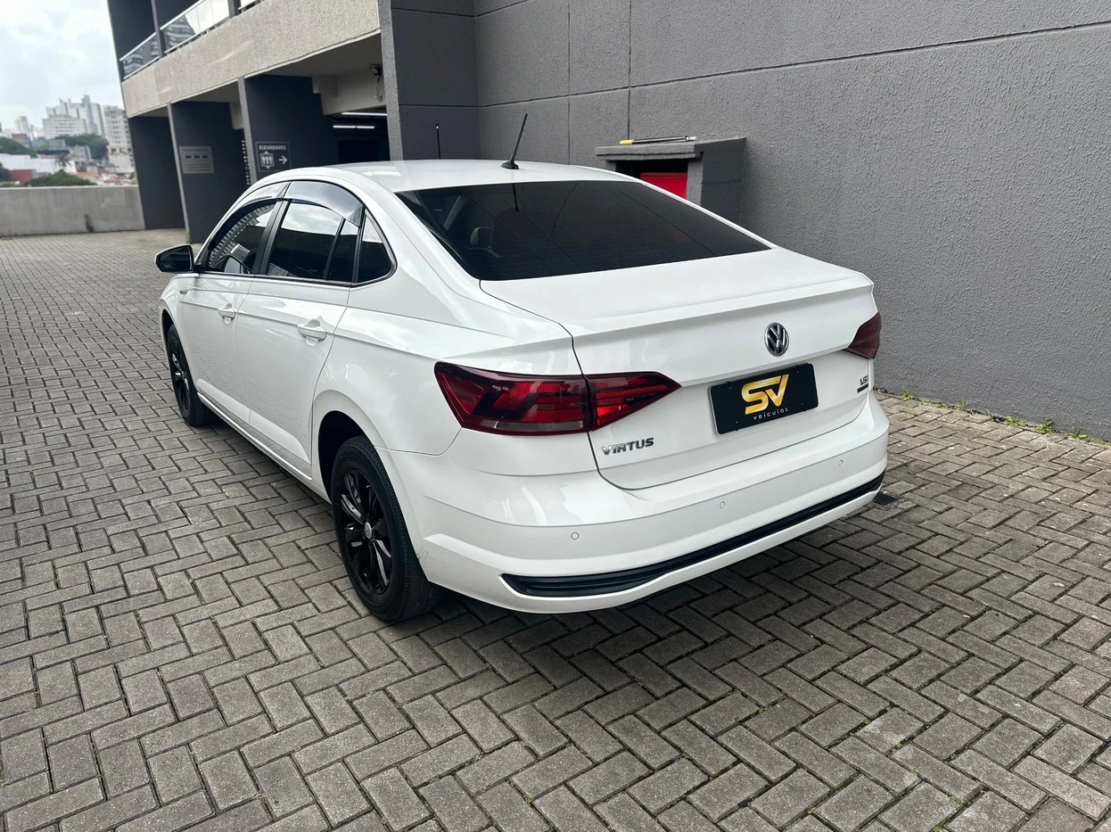 VOLKSWAGEN VIRTUS