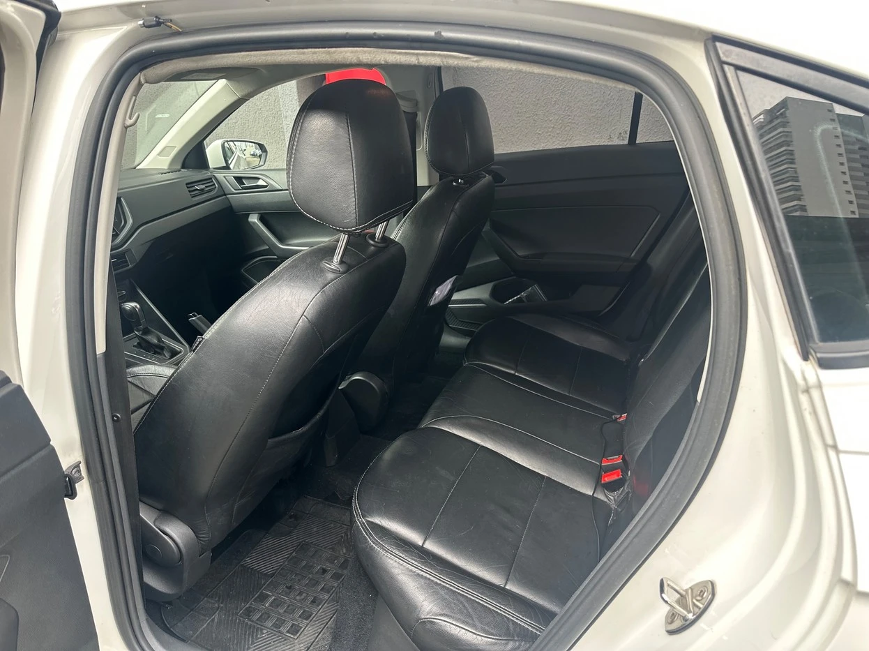 VOLKSWAGEN VIRTUS