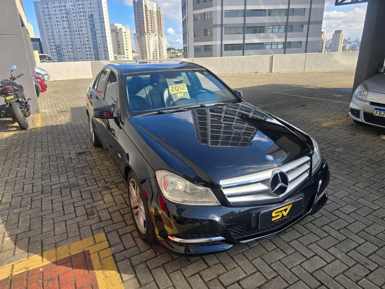 MERCEDES-BENZ C 180