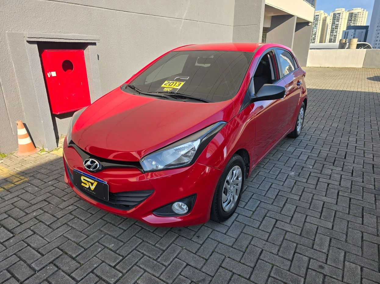 HYUNDAI HB20