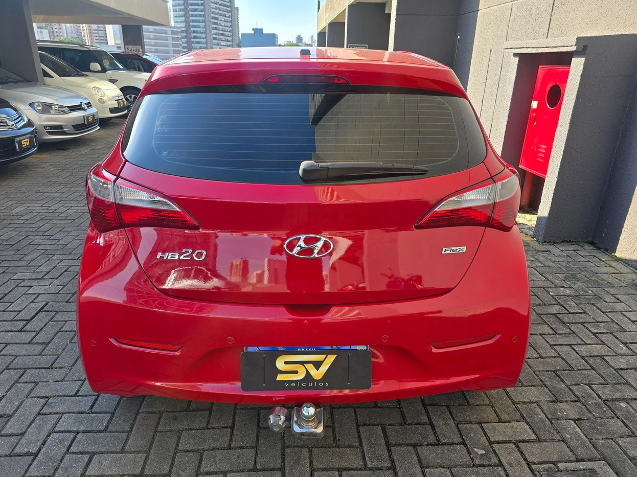 HYUNDAI HB20