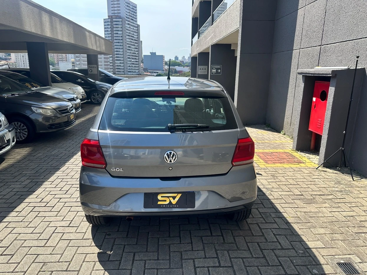 VOLKSWAGEN GOL