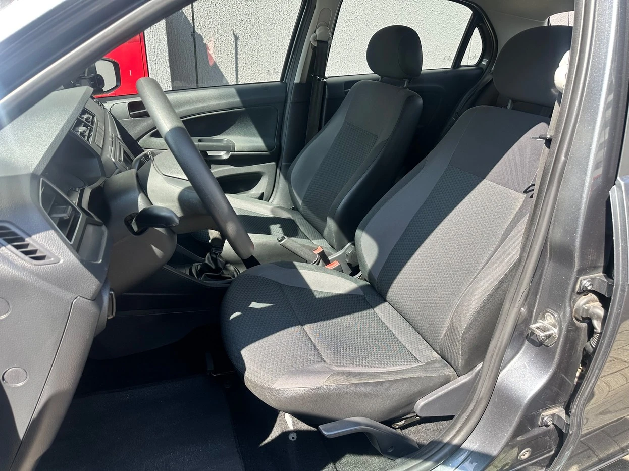 VOLKSWAGEN GOL