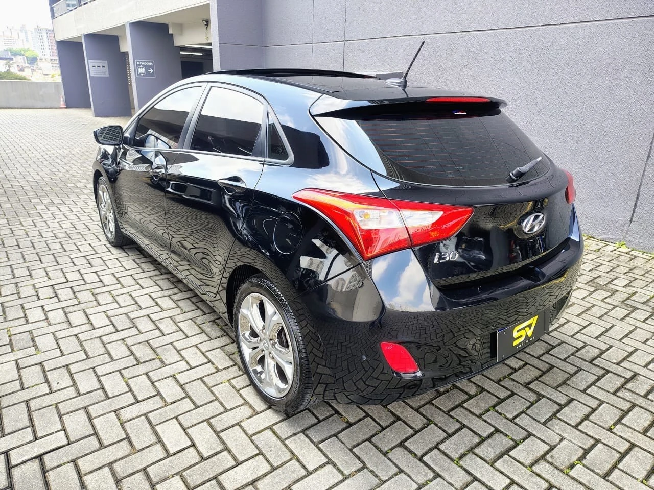 HYUNDAI I30