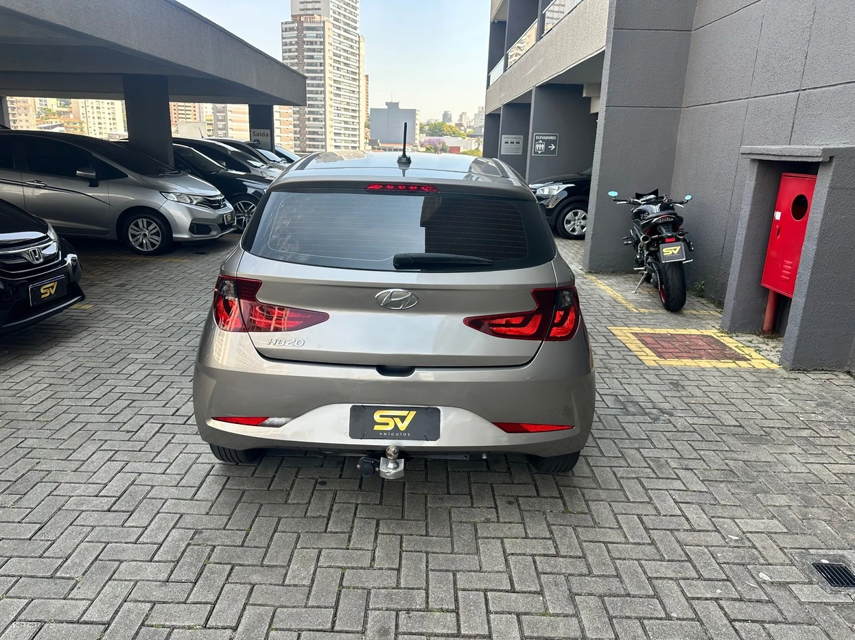 HYUNDAI HB20