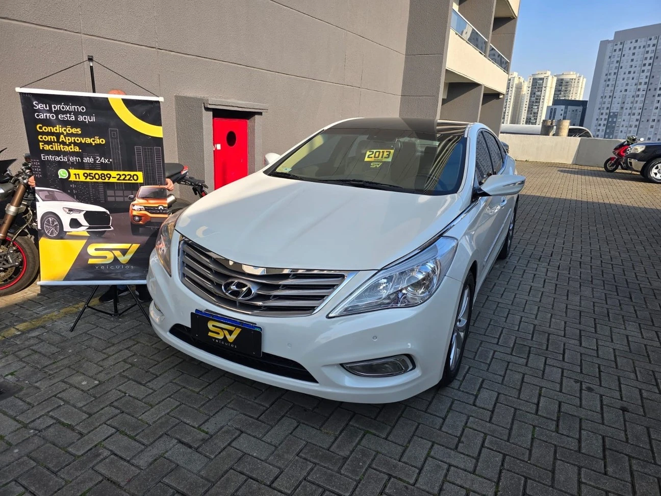 HYUNDAI AZERA