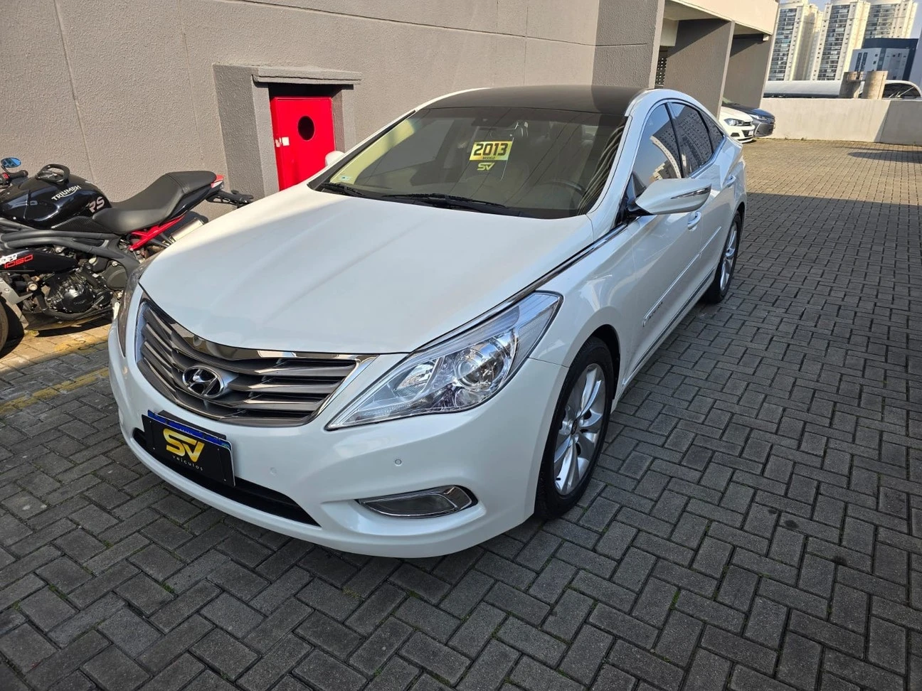 HYUNDAI AZERA