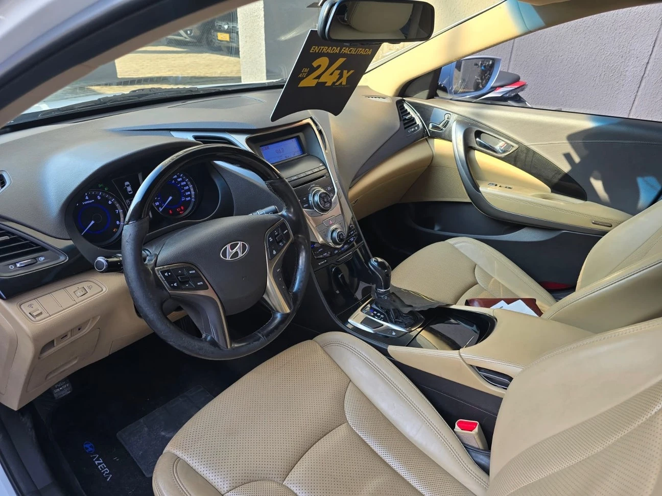 HYUNDAI AZERA