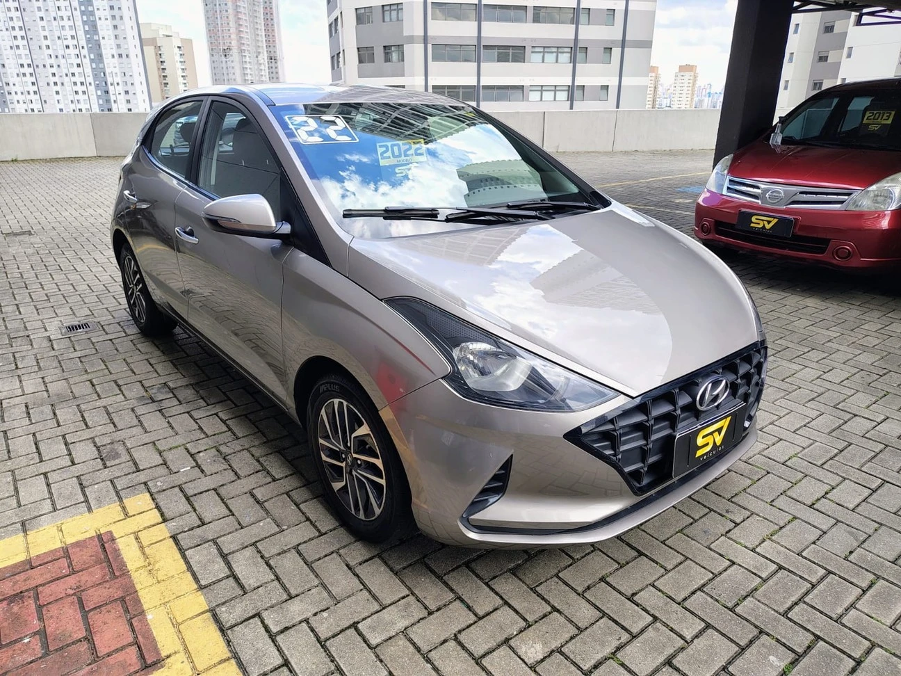 HYUNDAI HB20