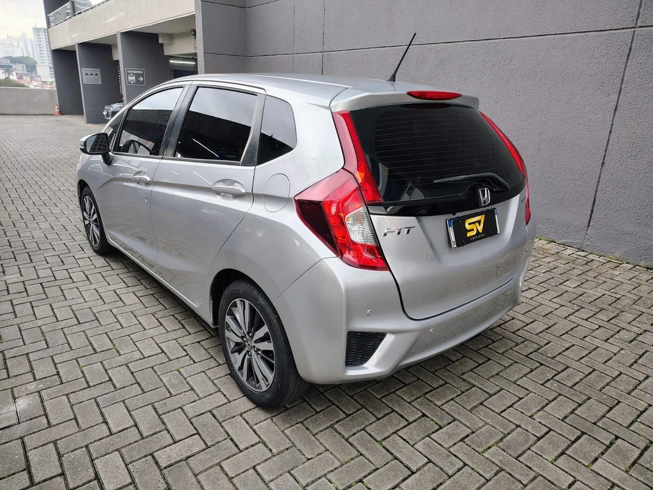 HONDA FIT