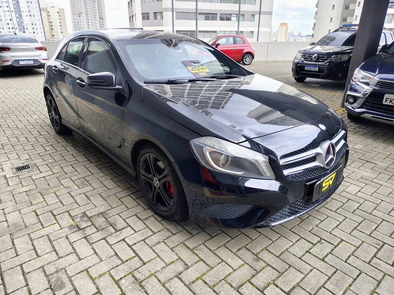 MERCEDES-BENZ A 200