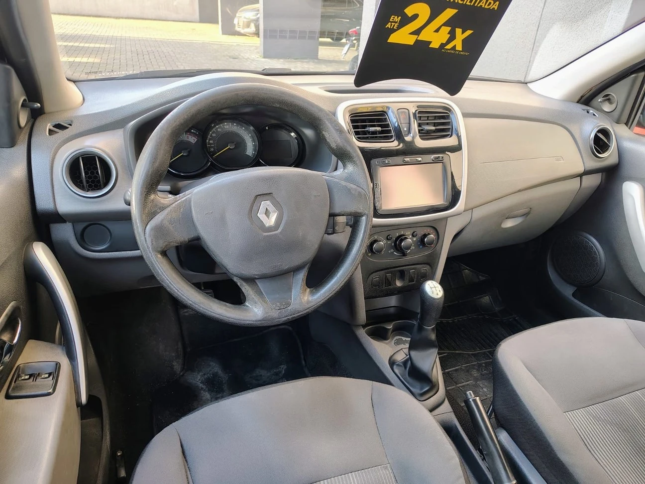 RENAULT LOGAN