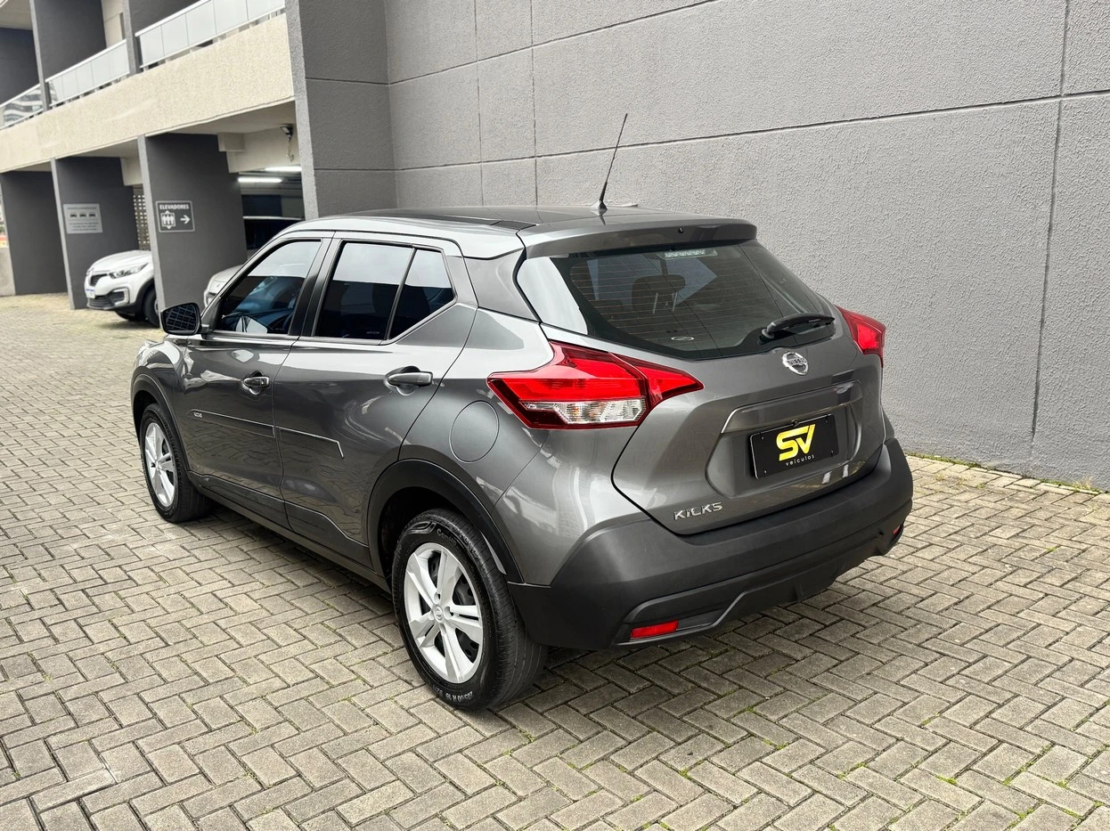 NISSAN KICKS