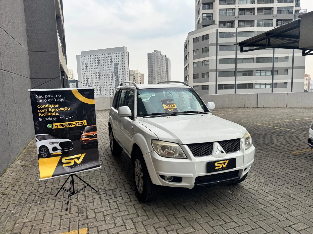 MITSUBISHI PAJERO TR4