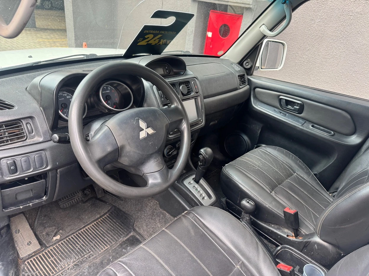 MITSUBISHI PAJERO TR4