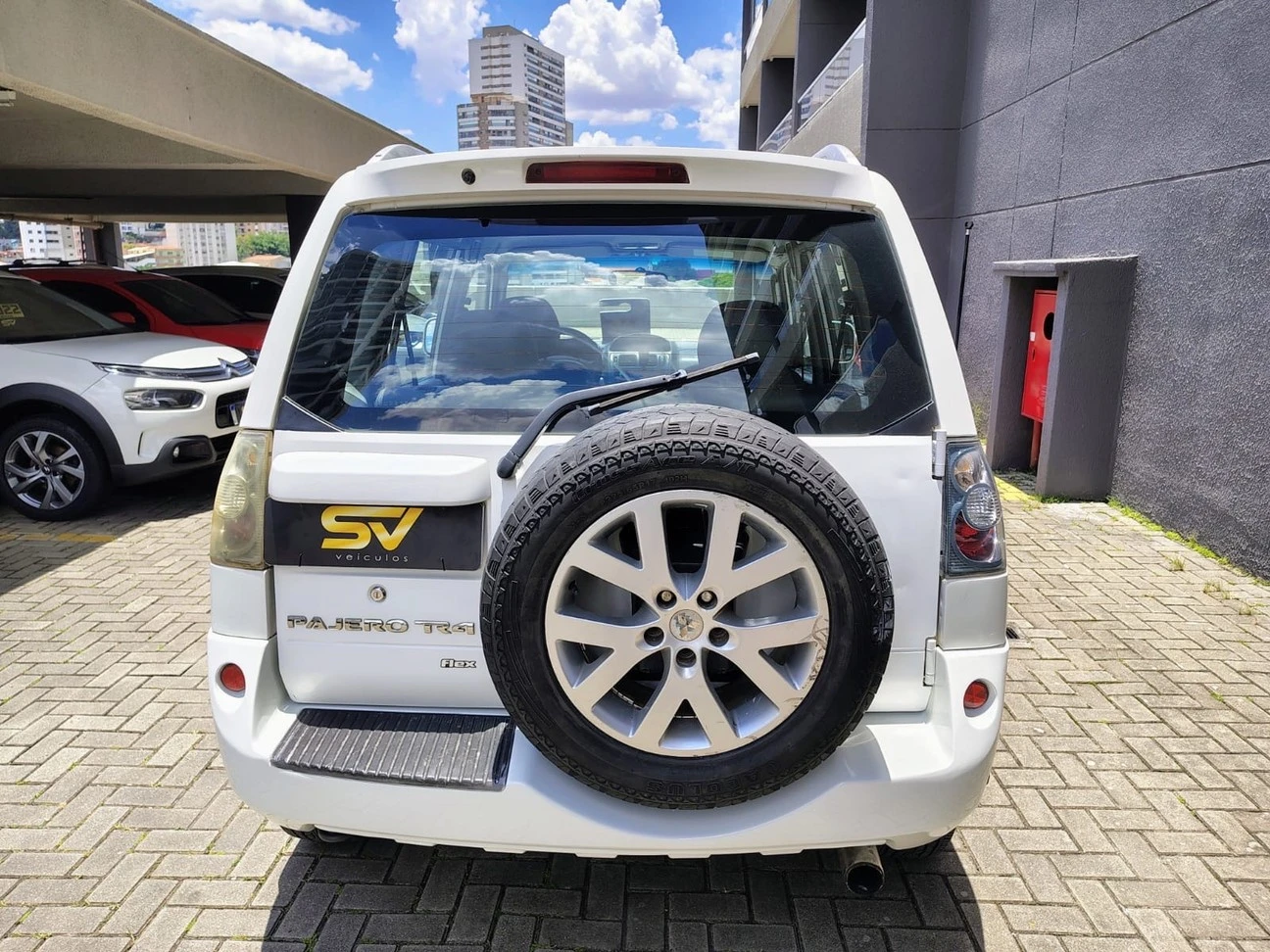 MITSUBISHI PAJERO TR4