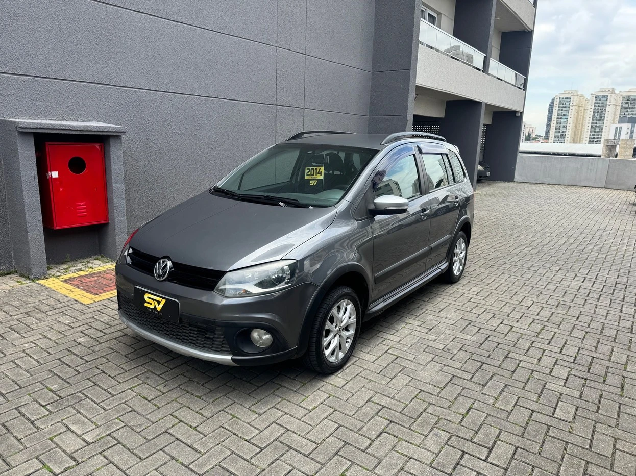 VOLKSWAGEN SPACE CROSS