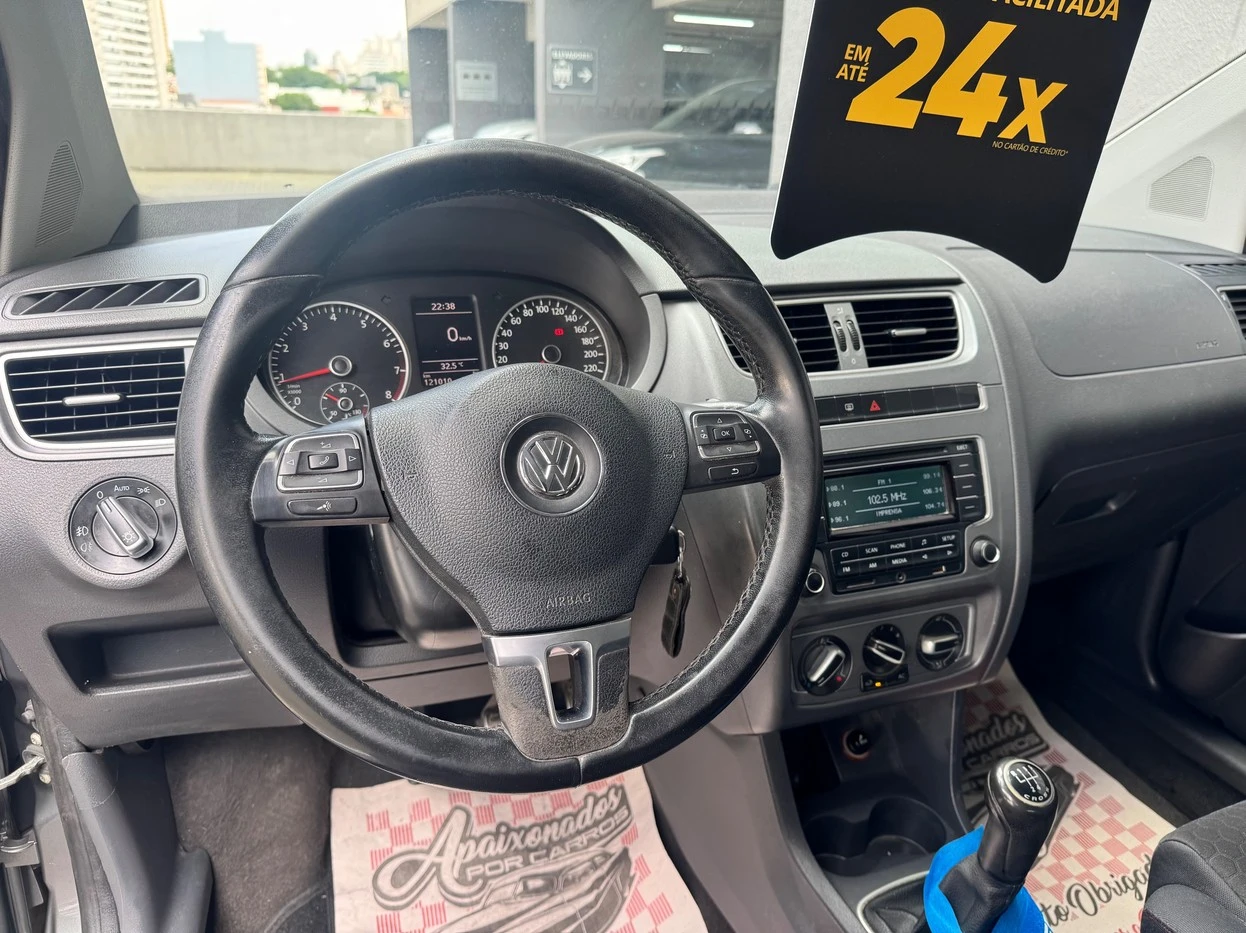 VOLKSWAGEN SPACE CROSS