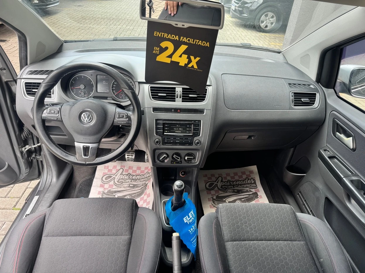 VOLKSWAGEN SPACE CROSS