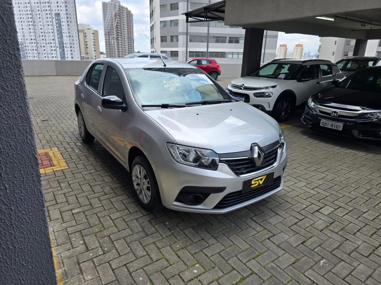 RENAULT LOGAN