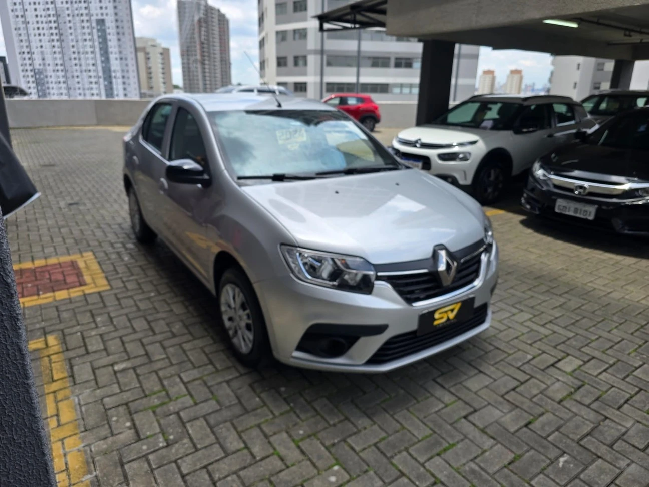 RENAULT LOGAN