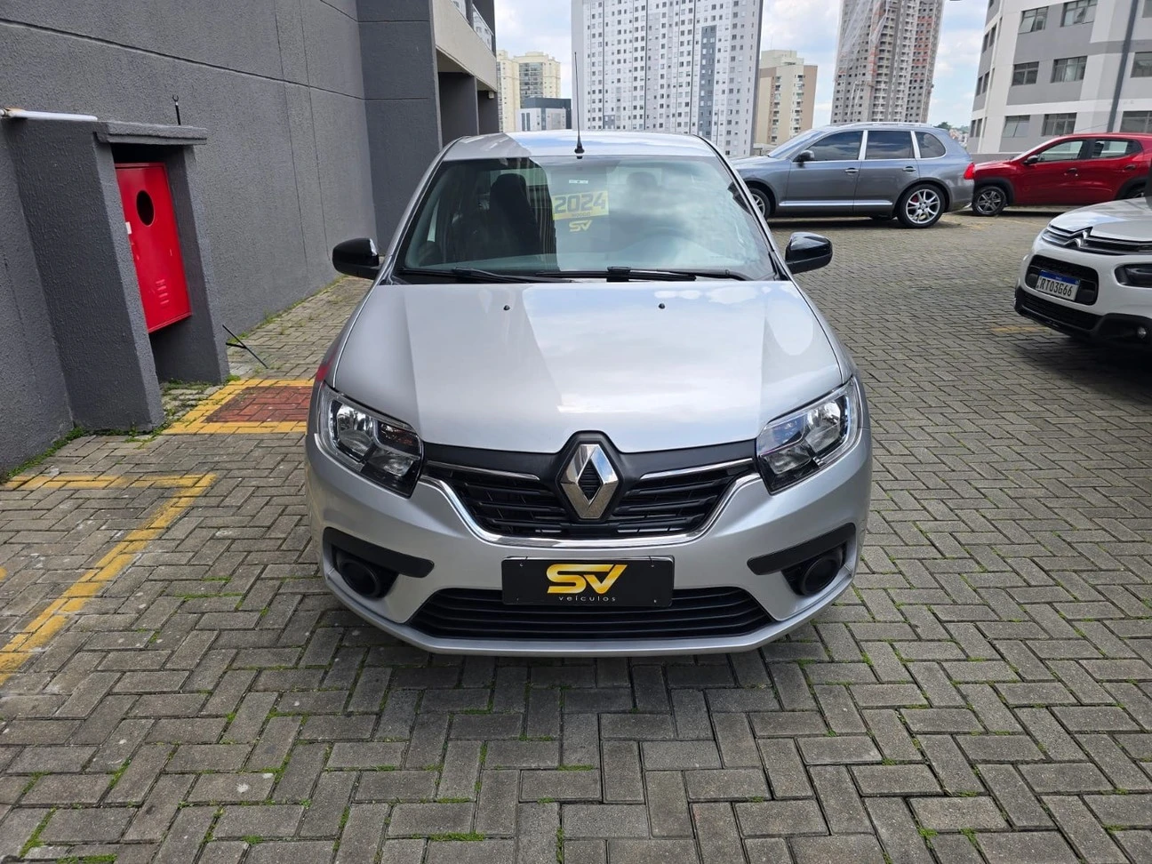 RENAULT LOGAN