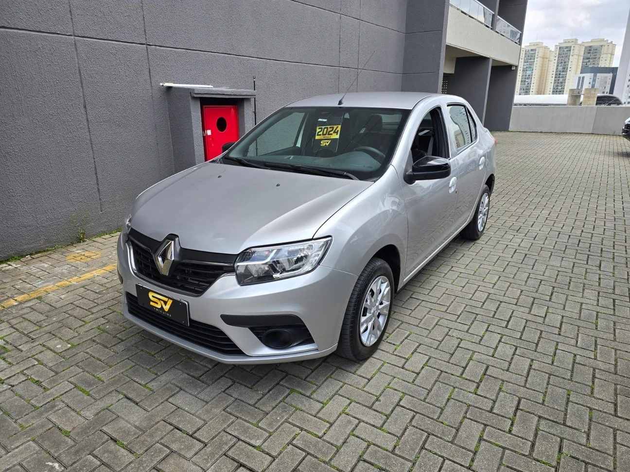 RENAULT LOGAN