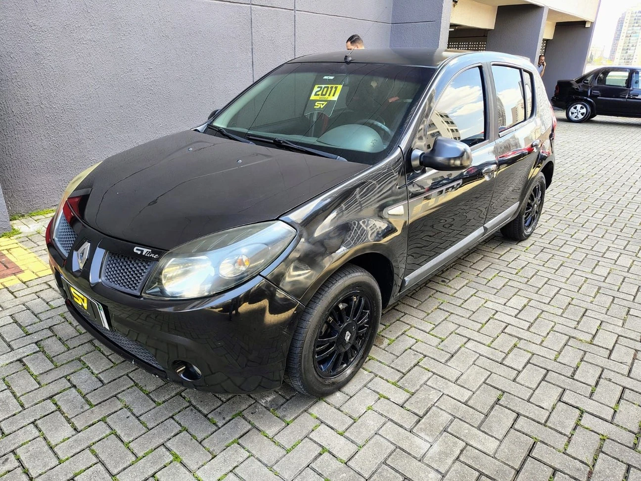 RENAULT SANDERO