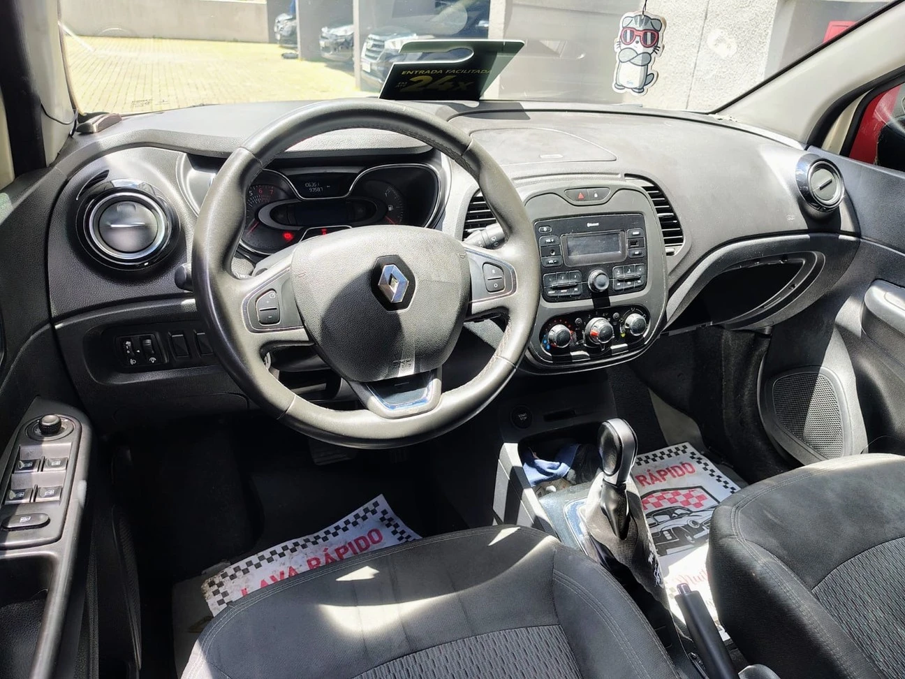RENAULT CAPTUR